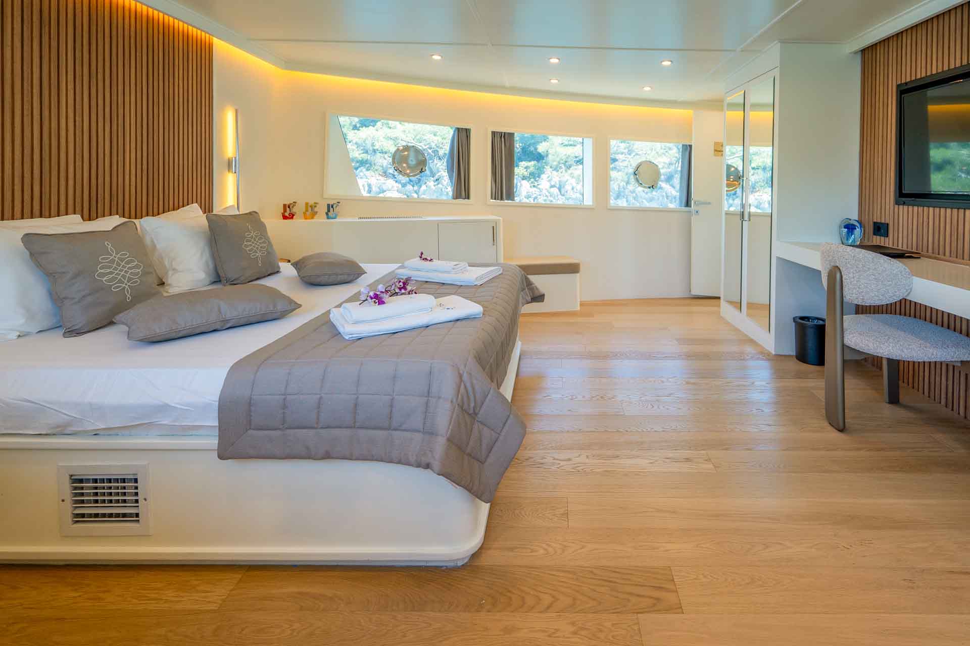 NEO-Interior-003