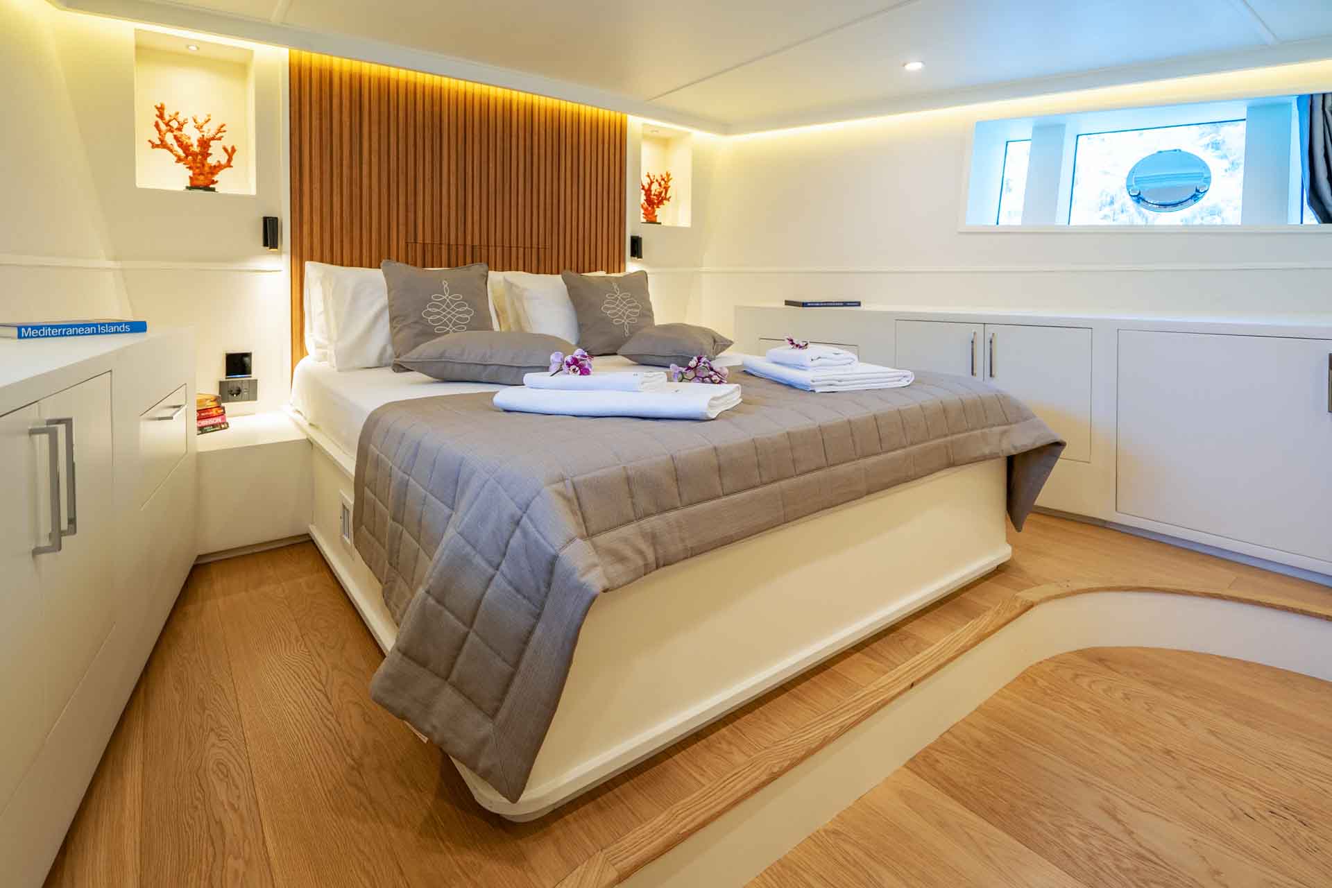 NEO-Interior-011
