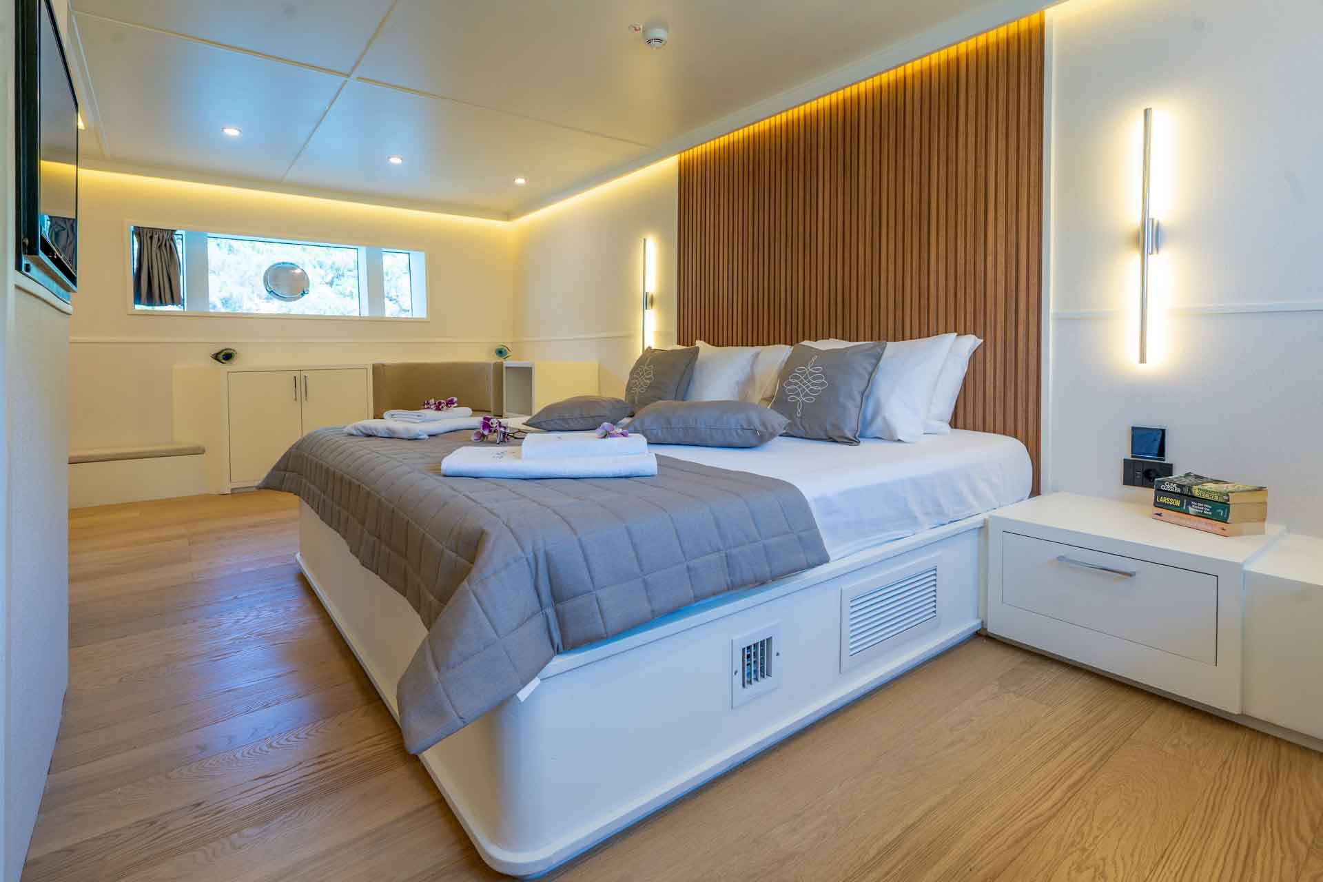 NEO-Interior-024